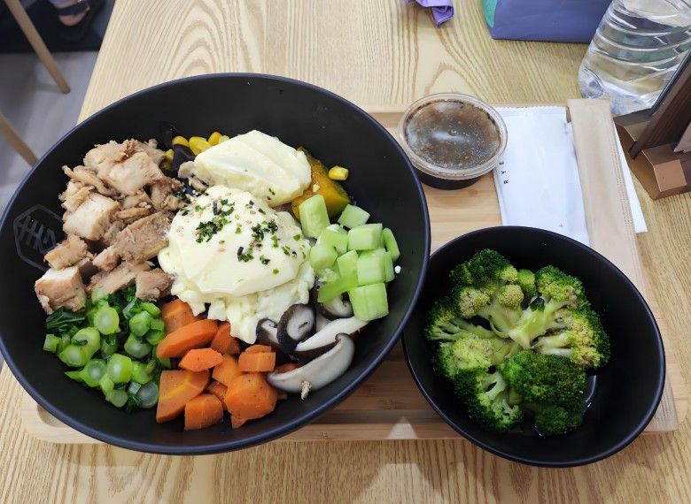 麦田归来轻食拌饭加盟