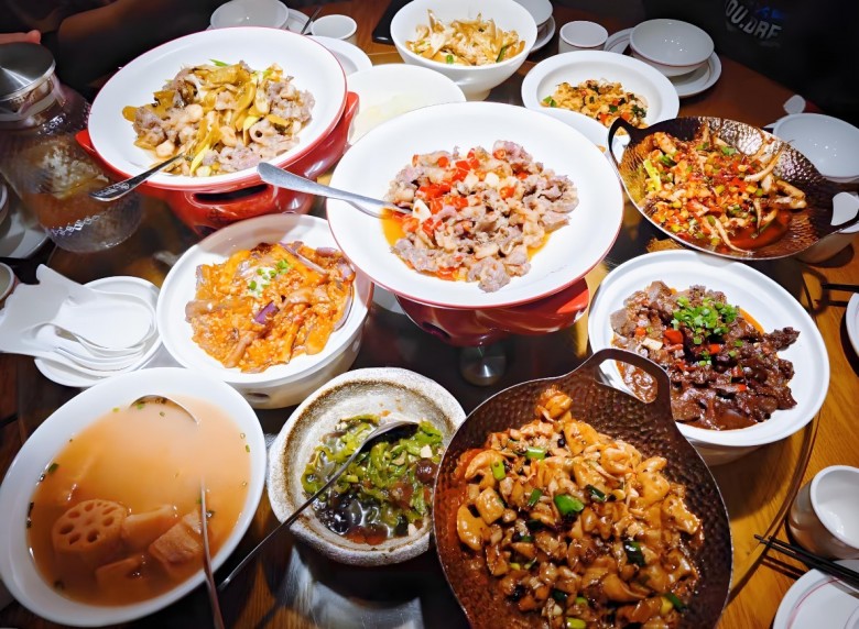 一锅一灶湘菜加盟