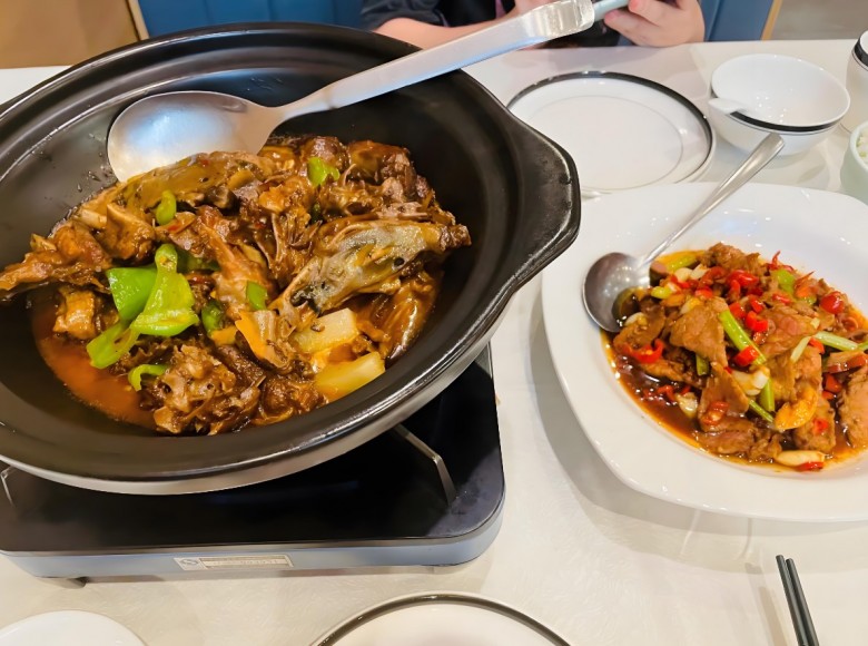 云不知小院川菜加盟