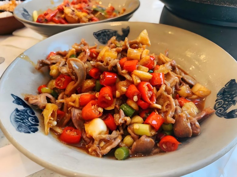 花瑶古寨湘菜加盟