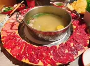 牛麒薈潮汕牛肉火鍋