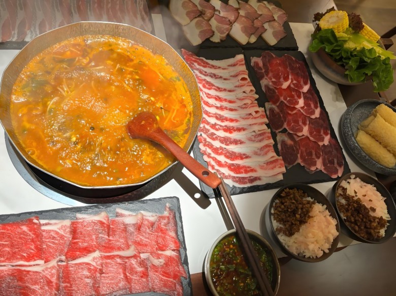 旺福贵州酸汤牛肉火锅