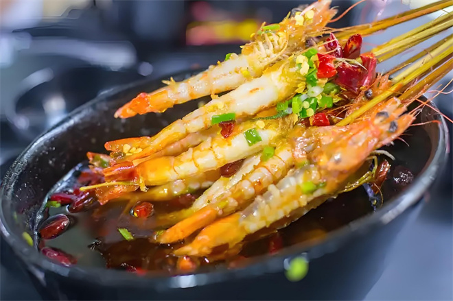 顾小艺火锅串串加盟