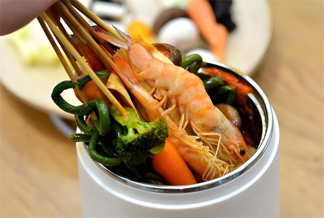 顾小艺火锅串串加盟