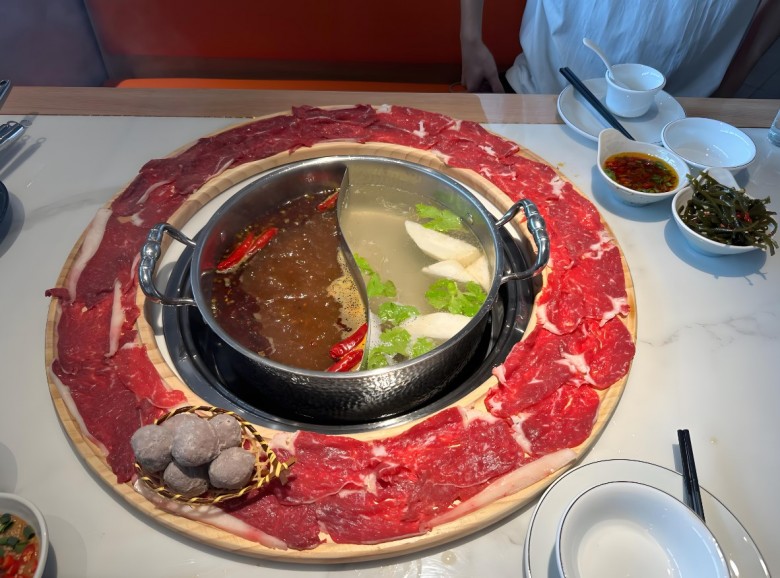 蛮牛记潮汕牛肉火锅加盟