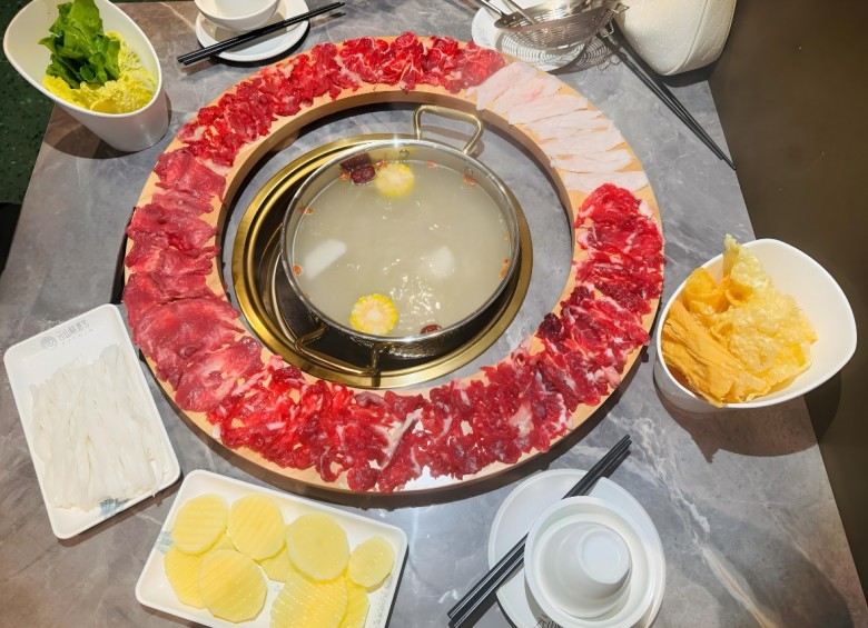 牛泰斗潮汕牛肉火锅加盟