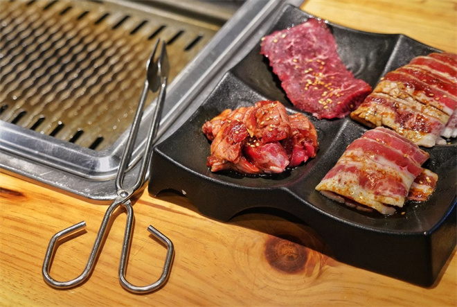 漫花蒲韩国烤肉加盟