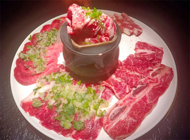 漫花蒲韩国烤肉加盟