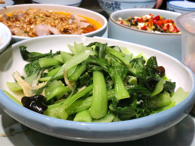 撒椒江湖菜餐厅 撒椒江湖菜餐厅