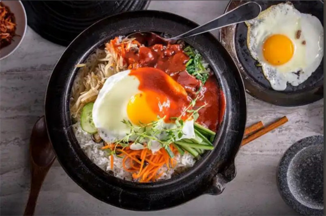 黄一厨紫砂锅拌饭加盟