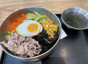 黃一廚紫砂鍋拌飯