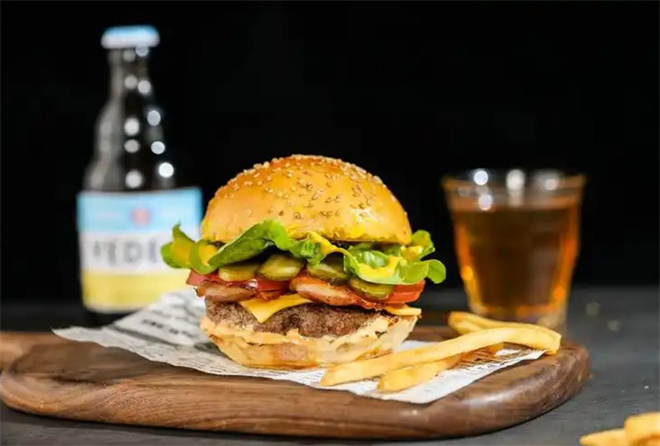 猫力士炸鸡汉堡