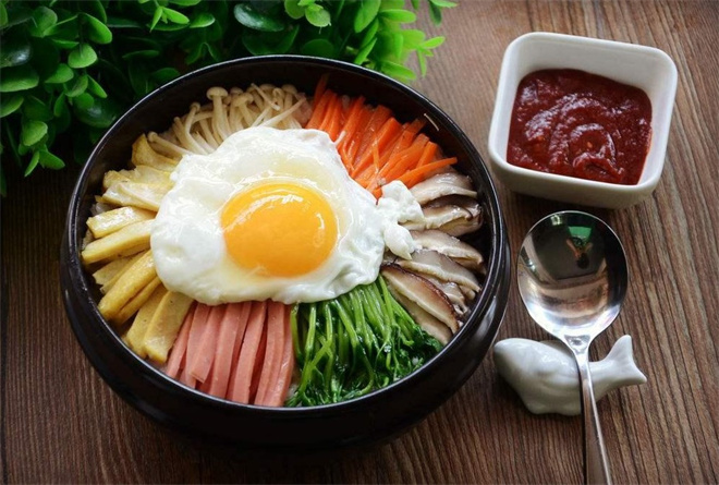 味来雅紫砂锅拌饭