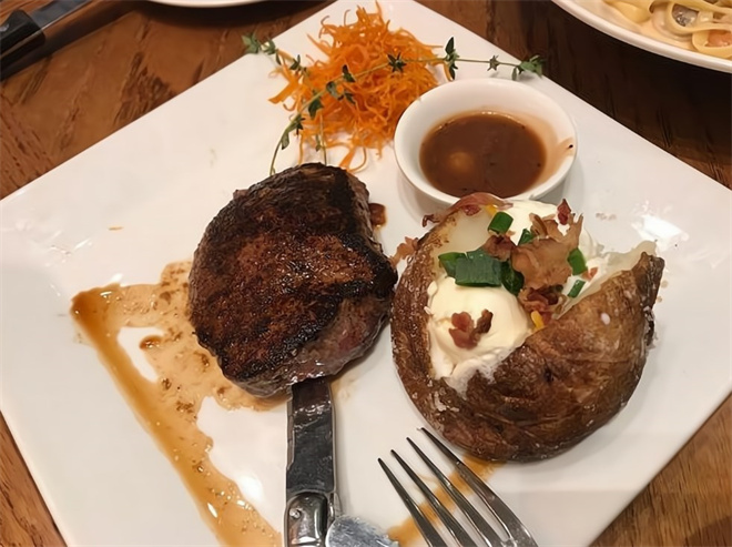 牛排叔叔自助餐厅