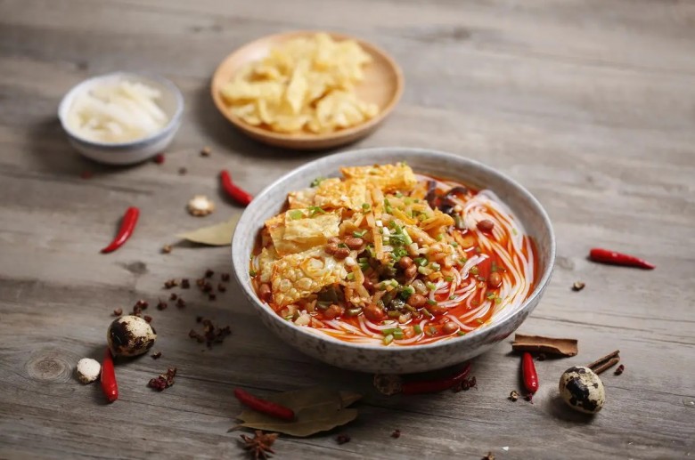 螺逍遥螺蛳粉加盟