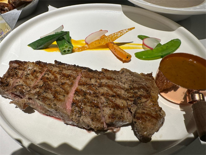 雷米尔牛排自助餐厅加盟