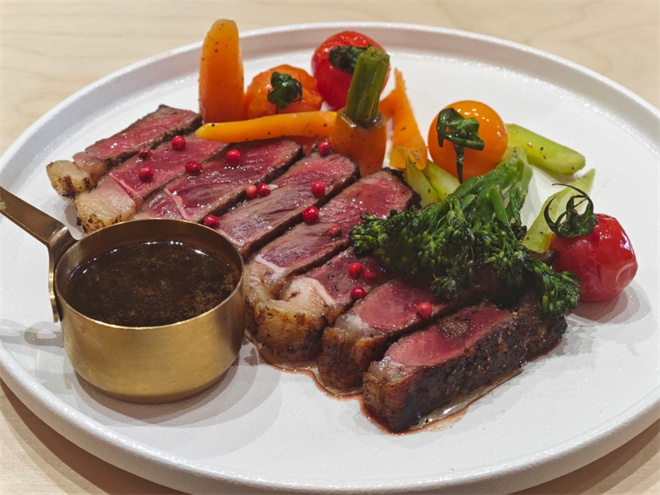 雷米尔牛排自助餐厅