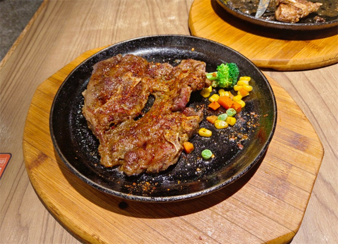 紫云自助牛排加盟