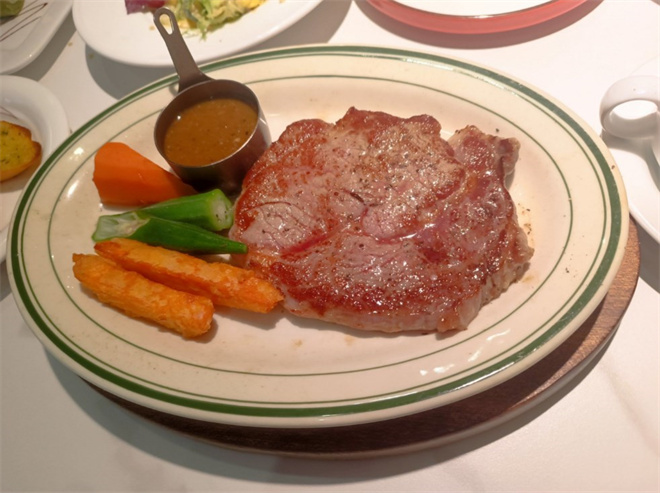 紫云自助牛排加盟