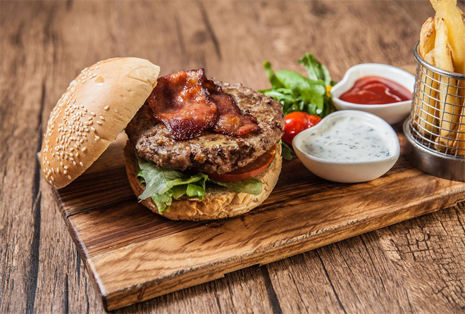 鹿叮堡和牛汉堡加盟