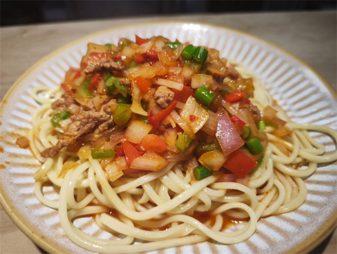 柒小对卤粉拌面