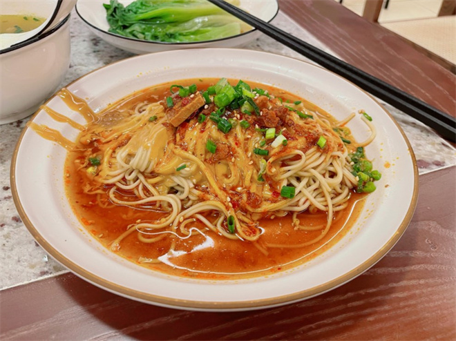 知福里麻酱拌面加盟