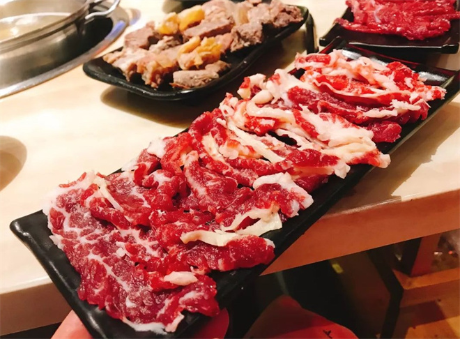 潮牛世家潮汕牛肉火锅加盟