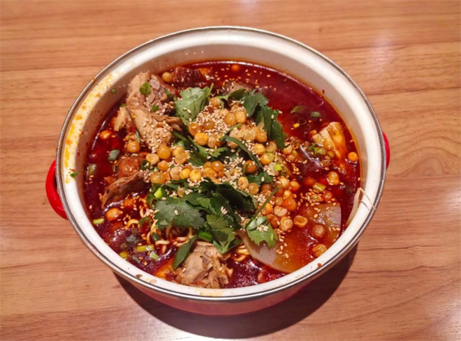 陳盆友成都冒菜加盟