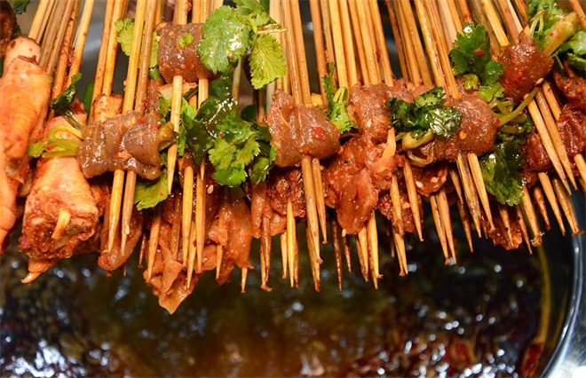 巷門(mén)里牛肉串串火鍋