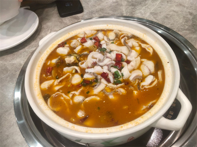 喜歡吃魚(yú)鮮魚(yú)火鍋