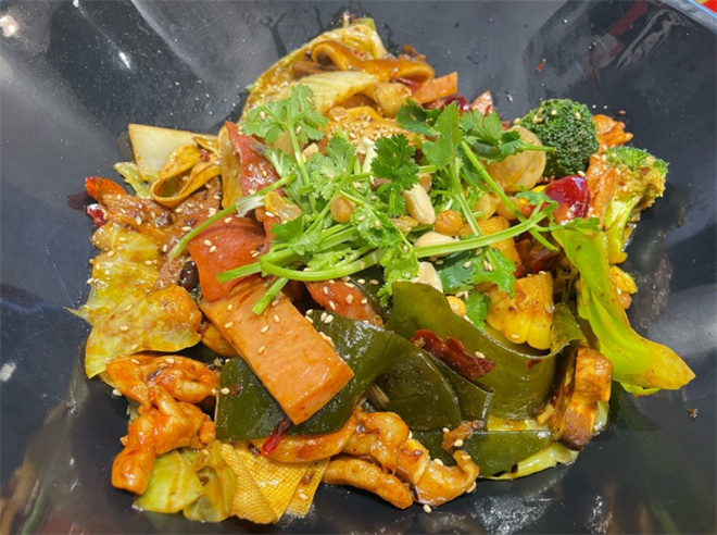 恰好彩麻辣香锅