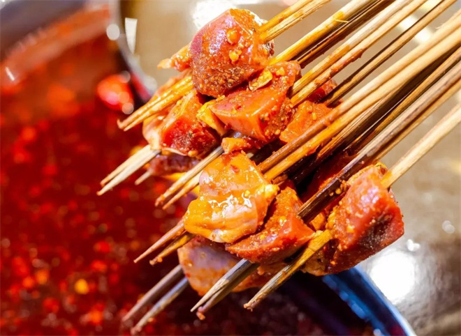 谢萍萍鲜牛肉串串火锅加盟