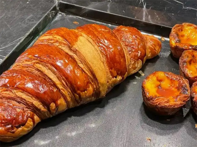 趁熱集合面包 趁熱集合面包