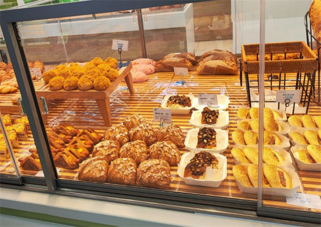 隐涵面包生日蛋糕加盟