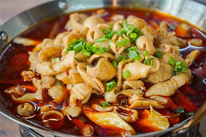 建春哥鲜鲜肥肠饭