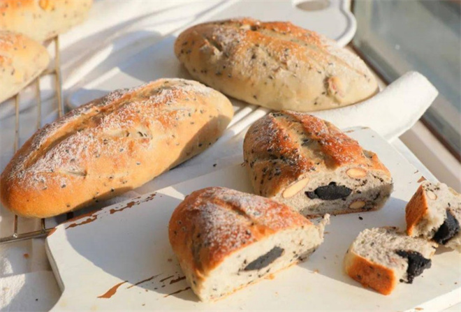 何享念養生面包 何享念養生面包