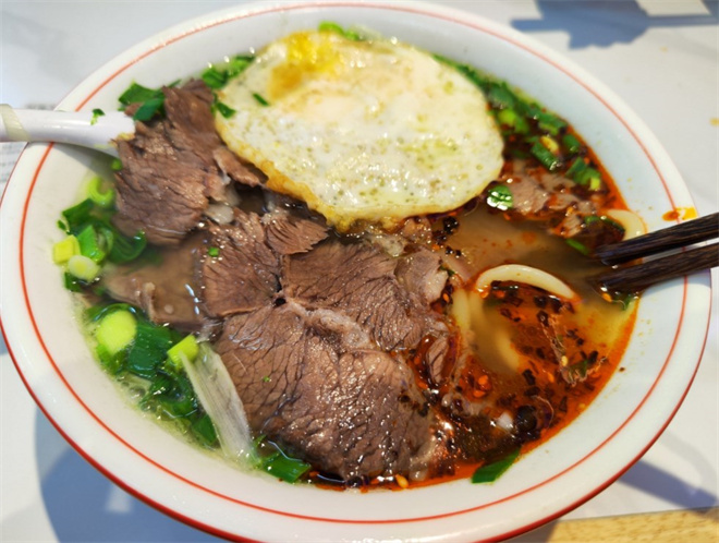 陇八味兰州牛肉面