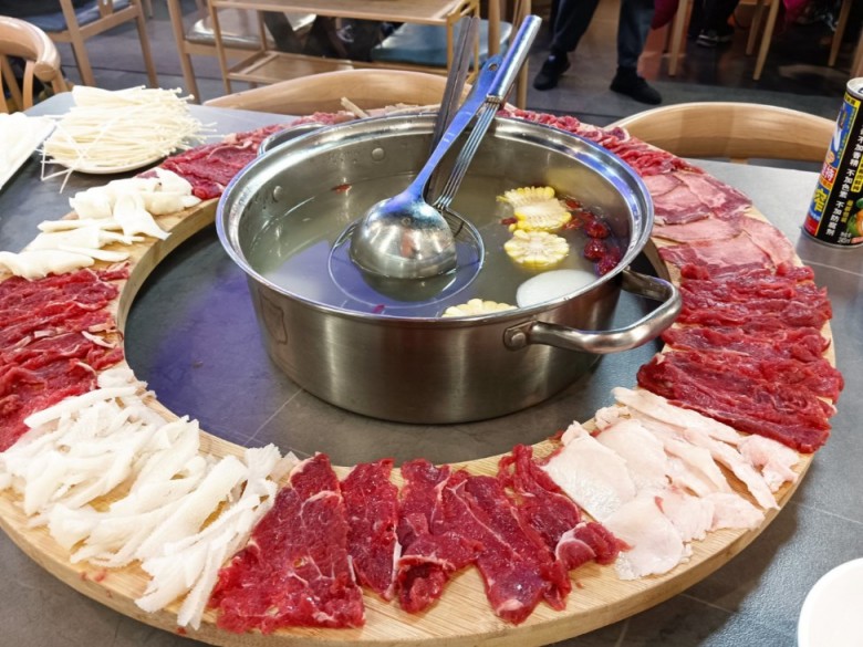 鬧春熙火鍋串串