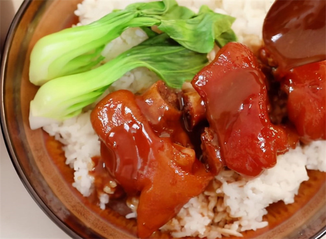 老广记隆江猪脚饭加盟