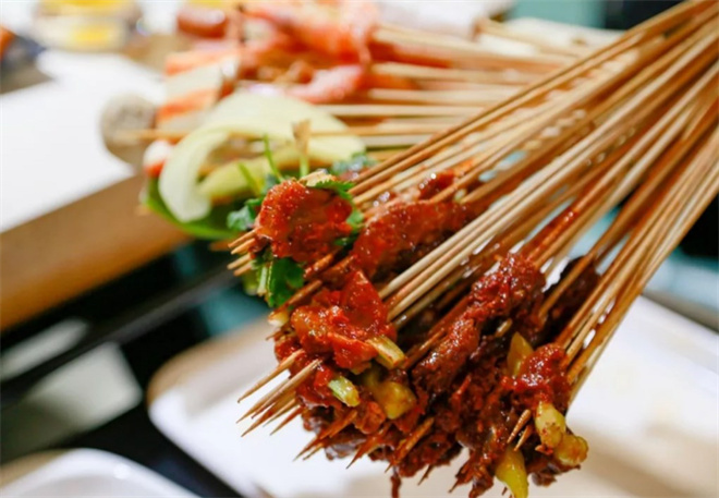 薛小牛串串火锅 薛小牛串串火锅