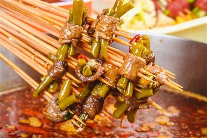 薛小牛串串火锅加盟 薛小牛串串火锅加盟