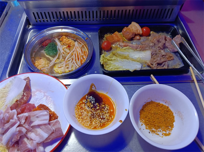 多一行自助烤肉火锅