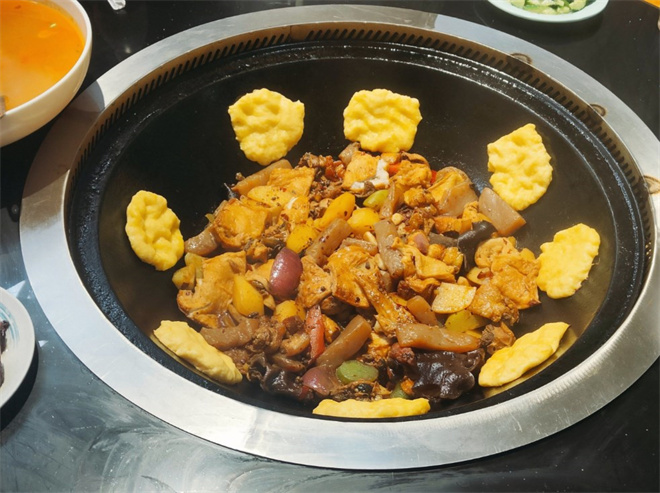 鑫丹凤柴火鸡加盟