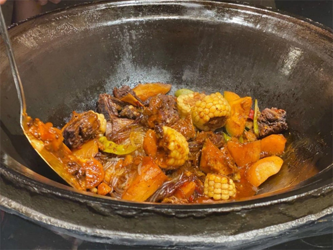 鱼窝棚铁锅炖加盟