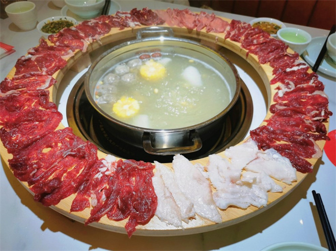贵品牛宴潮汕牛肉火锅加盟