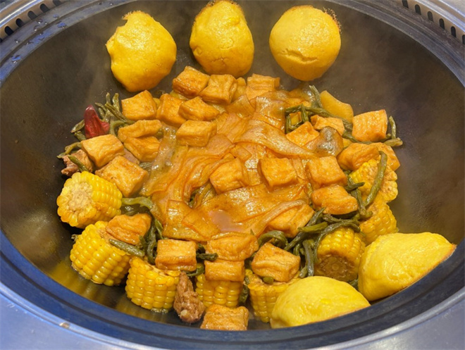 拾来运转铁锅炖加盟