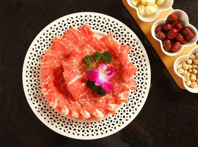 辣员外重庆老火锅