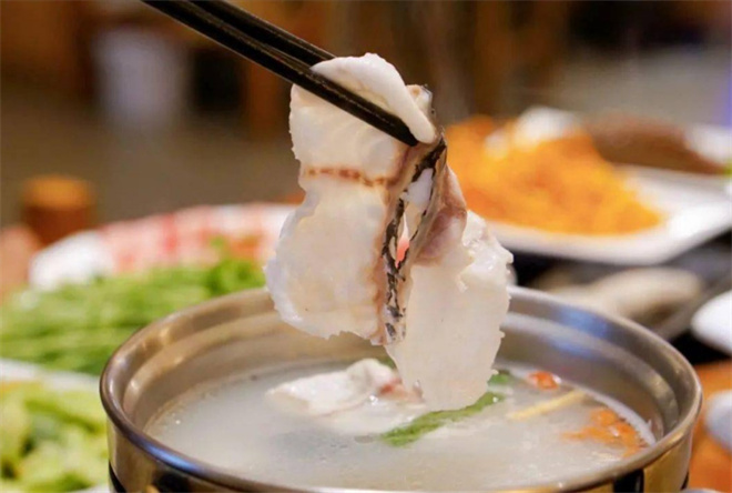 鱼跃印象斑鱼重庆老火锅