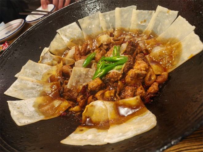 铁锅青年地锅鸡