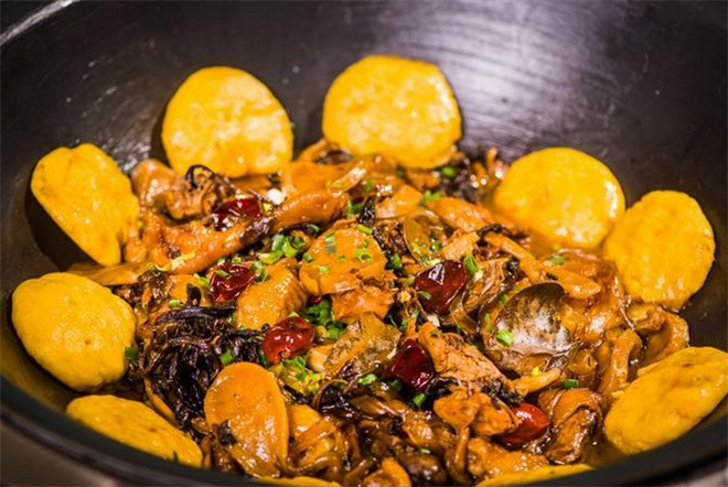 对撇子东北铁锅炖加盟 对撇子东北铁锅炖加盟